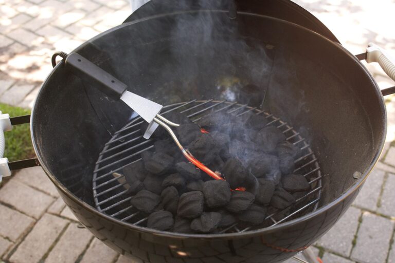 How Long Does Charcoal Stay Hot? Maintaining Grill Heat Guide