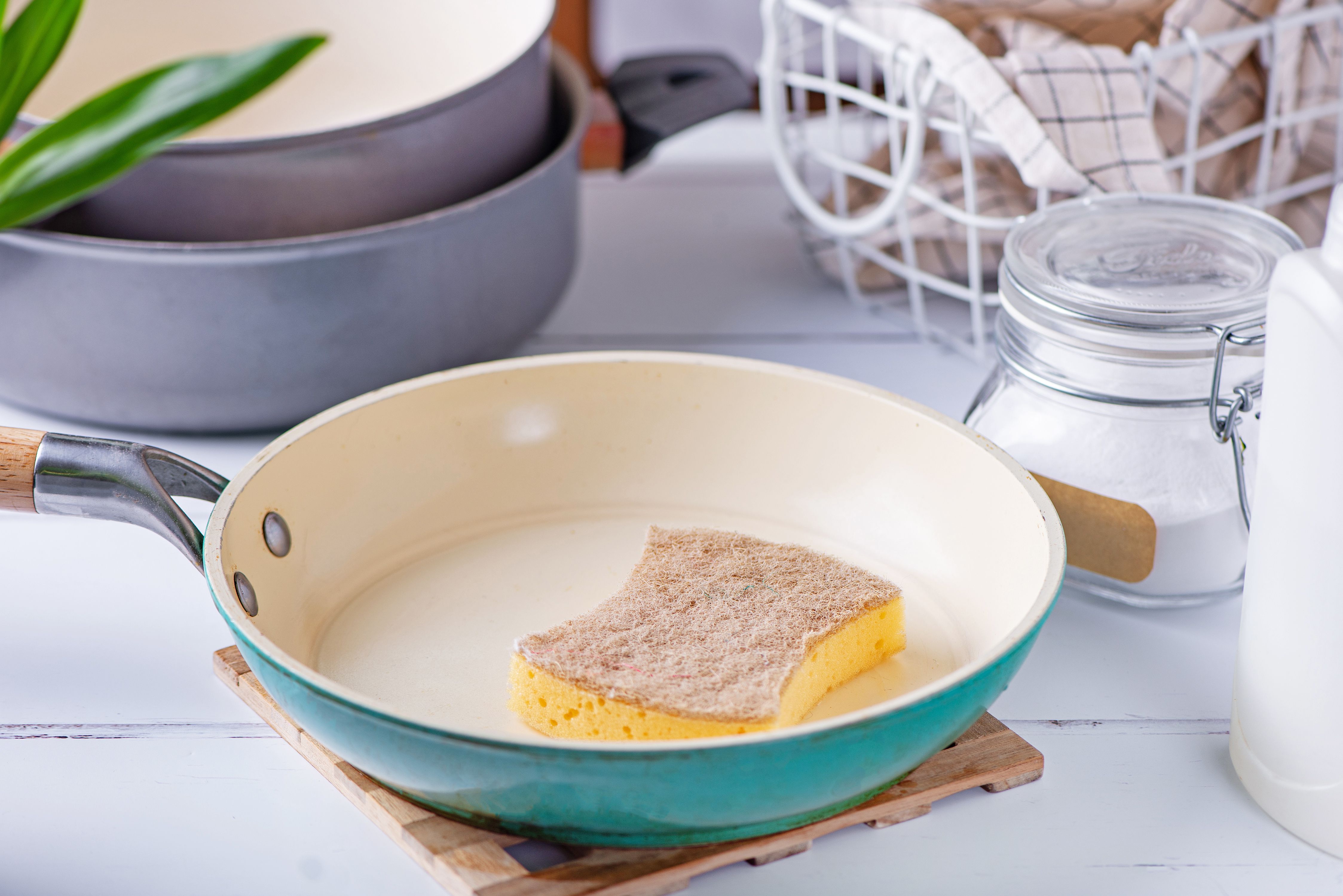 Can Ceramic Go in Oven? Cookware Compatibility Consideration