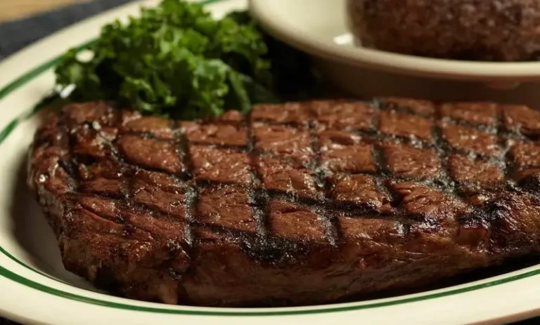 New York Strip vs Sirloin: Steak Showdown